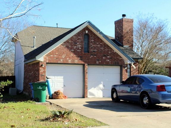 3rd image of 16217 Parkway Dr