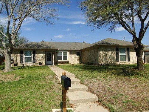 1st image of 614 Crestwood Dr