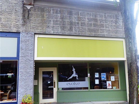 4th image of 223 1st Ave S