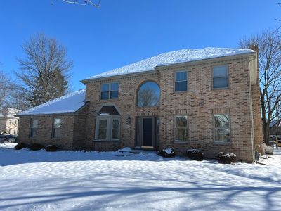 2300 River Woods Dr, Naperville, IL, 60565