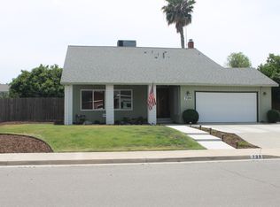 739 Redwood Ln, Lemoore, CA 93245