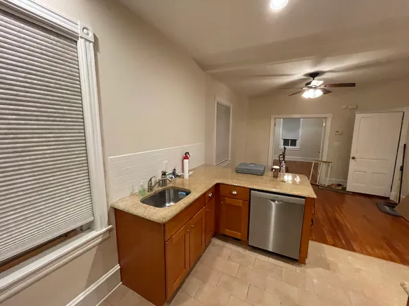 119 W Broad St APT 1, Malvern, PA 19355