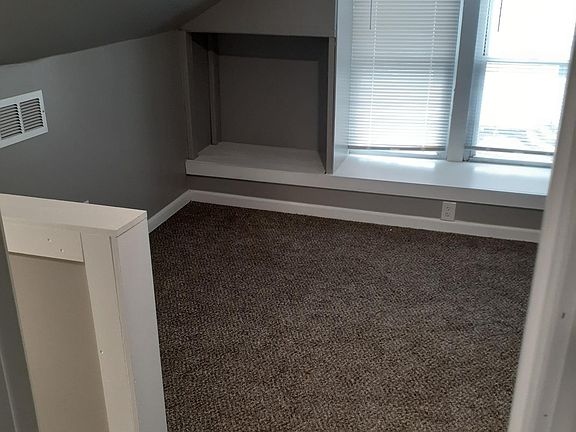 upstairs non-conforming bedroom 4 (pass thru to bedroom 5)