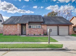 11315 Chelsea Walk Dr, Houston, TX 77066