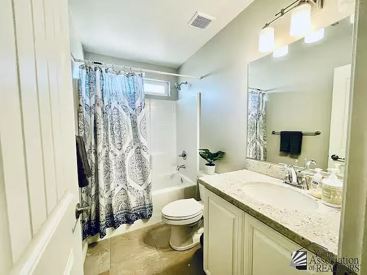 3753 W 37th Pl — Photo 11