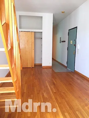 Rented by Mdrn Residential | media 47