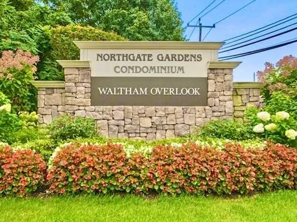 52 Jacqueline Rd, Waltham, MA