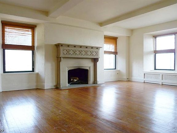 3rd image of 363-377 Mount Prospect Ave #2CX
