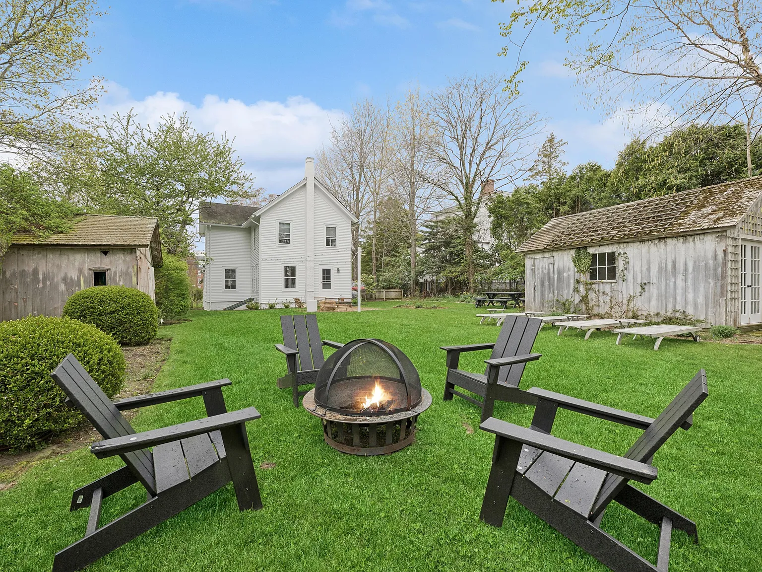 Sag Harbor Village Living — Photo 2