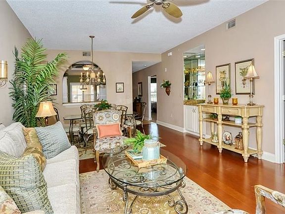4th image of 9620 Club South Cir Unit 5202