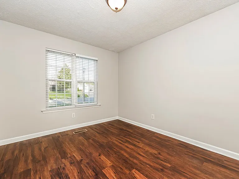 4032 Pineorchard Pl — Photo 6