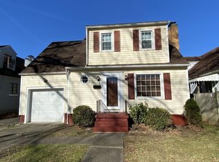 2924 Chase St, Huntington, WV 25704