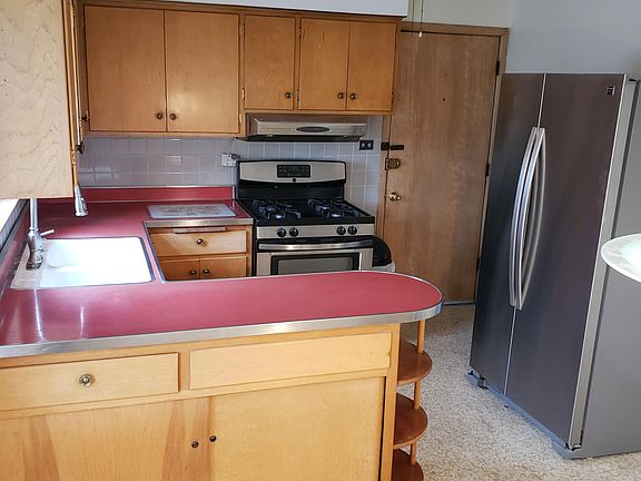 2nd image of 5359 N Central Ave #3
