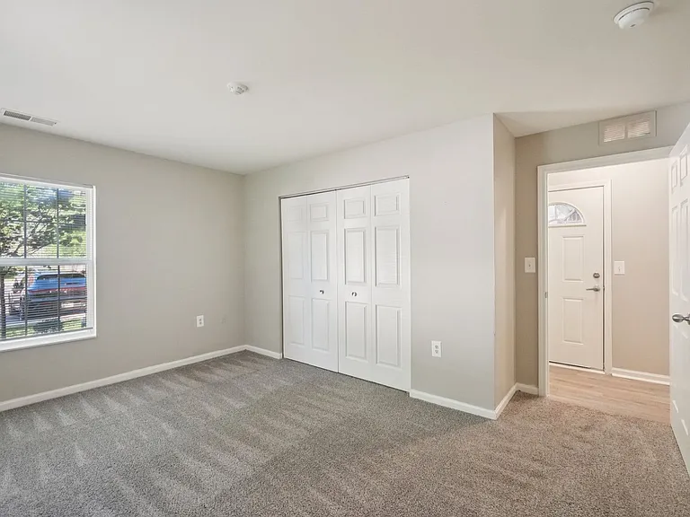 The Pointe at Canton — Photo 65