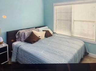 4260 Hobbs Landing Dr W, Dublin, OH 43017