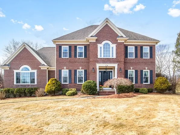 24 Red Gate Ln, Franklin, MA 02038