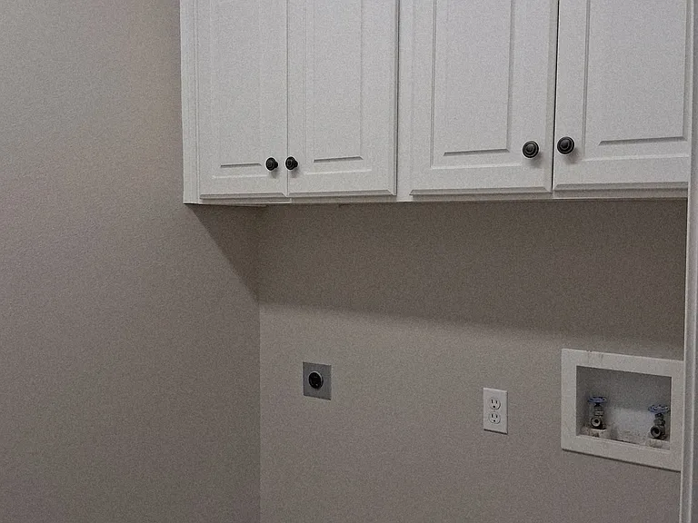 44 Emory Ct — Photo 27
