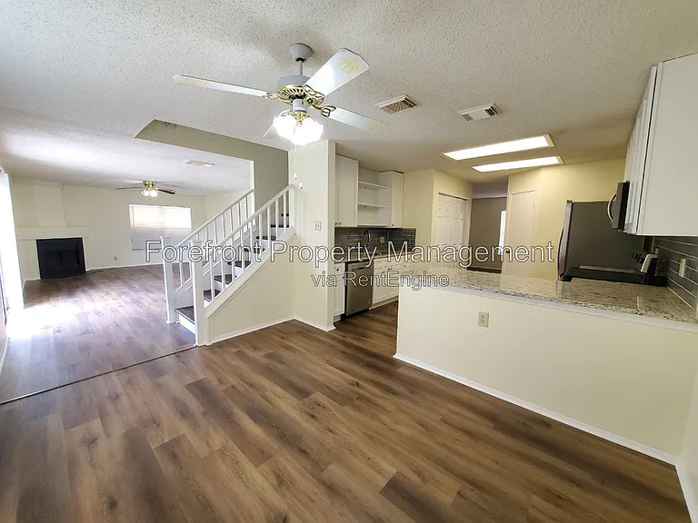 8219 Sunshine Trail Dr — Photo 12