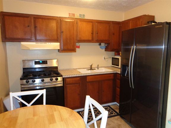 5th image of 7129 Manderlay Dr
