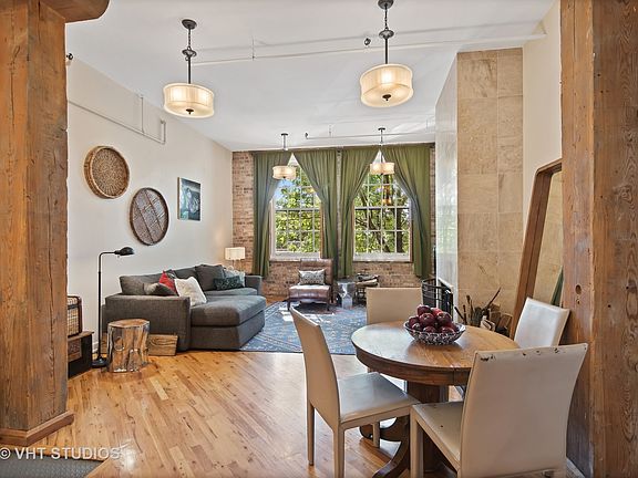 4th image of 5235 N Ravenswood Ave APT 27
