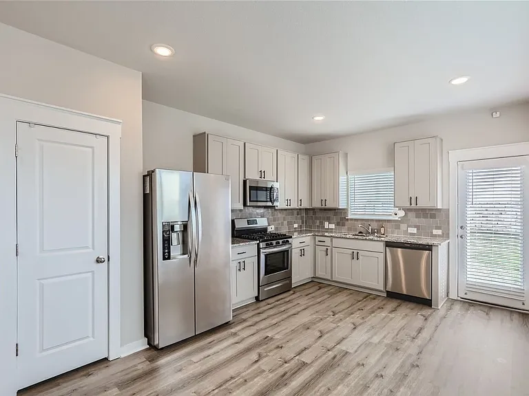 2233 Rocoso Trl — Photo 10