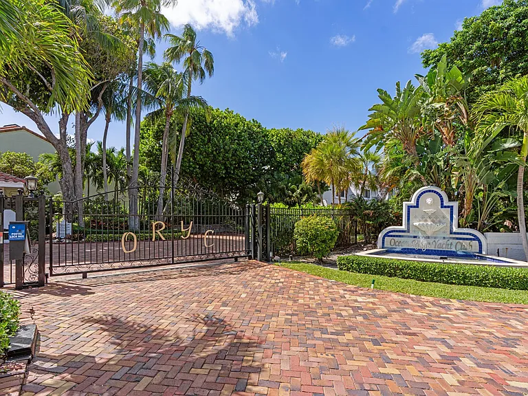 5552 N Ocean Blvd #1A — Photo 34