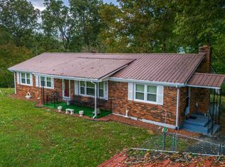 671 Happy Top Rd, Clay City, KY 40312