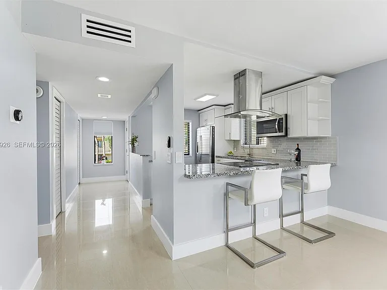 16451 Blatt Blvd #201 — Photo 4