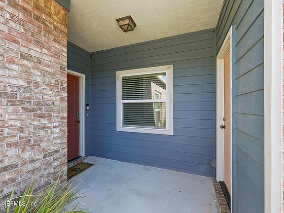 3rd image of 2947 LANTANA LAKES Drive