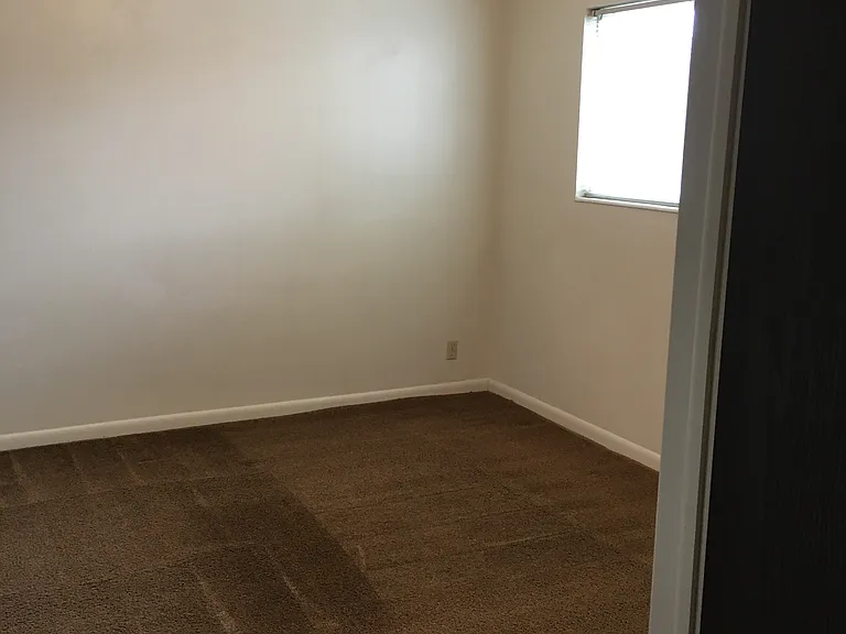 622 N Main St #622 — Photo 10