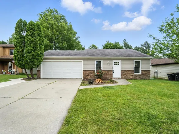 6514 Meadow Wood Pl, Fort Wayne, IN 46825