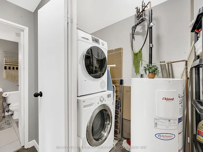 650 Cheapside St #210 — Photo 17