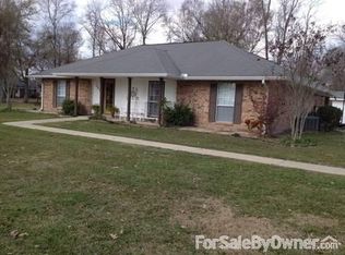 127 Chicot Dr, Ville Platte, LA 70586