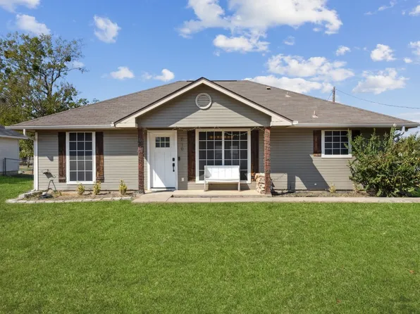 616 Lamp Post Ln, Oak Pt, TX 75068
