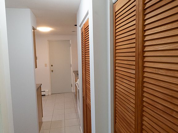 5th image of 65 Miller St APT A4