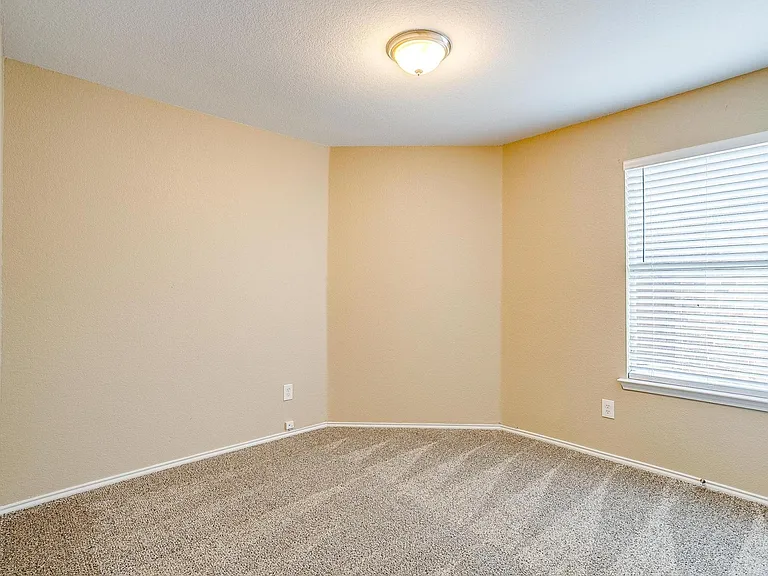 1205 Kielder Cir — Photo 17