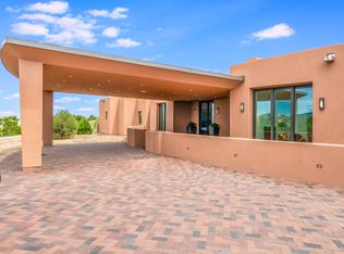 17 Hacienda Vaquero, Santa Fe, NM 87506