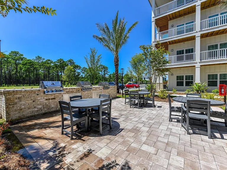 Building 8 Grill Area