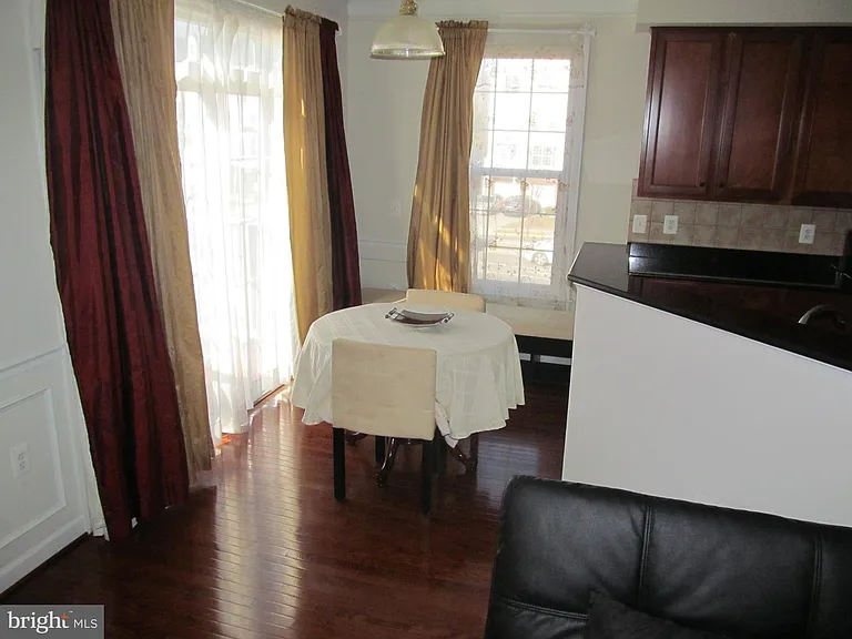 2511 Pascal Pl — Photo 7