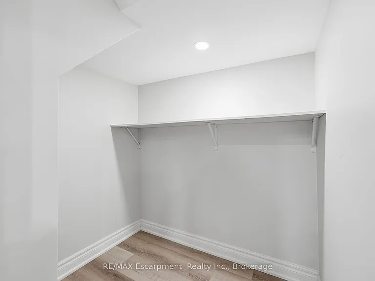 141 Borers Creek Cir — Photo 43
