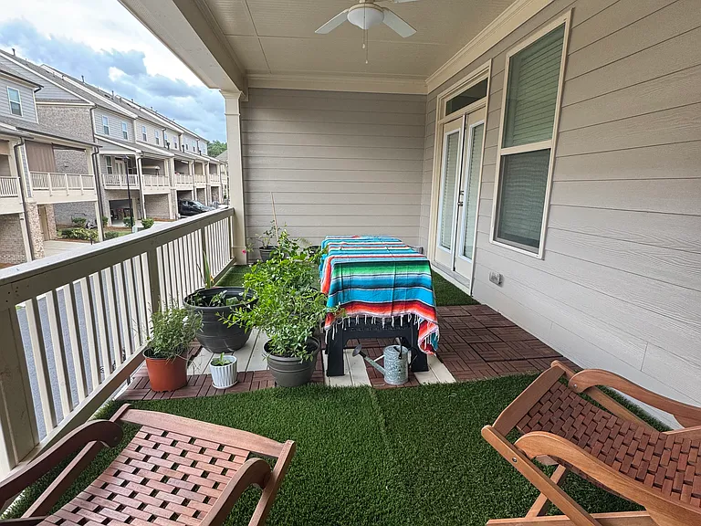 Furnished Covered Patio