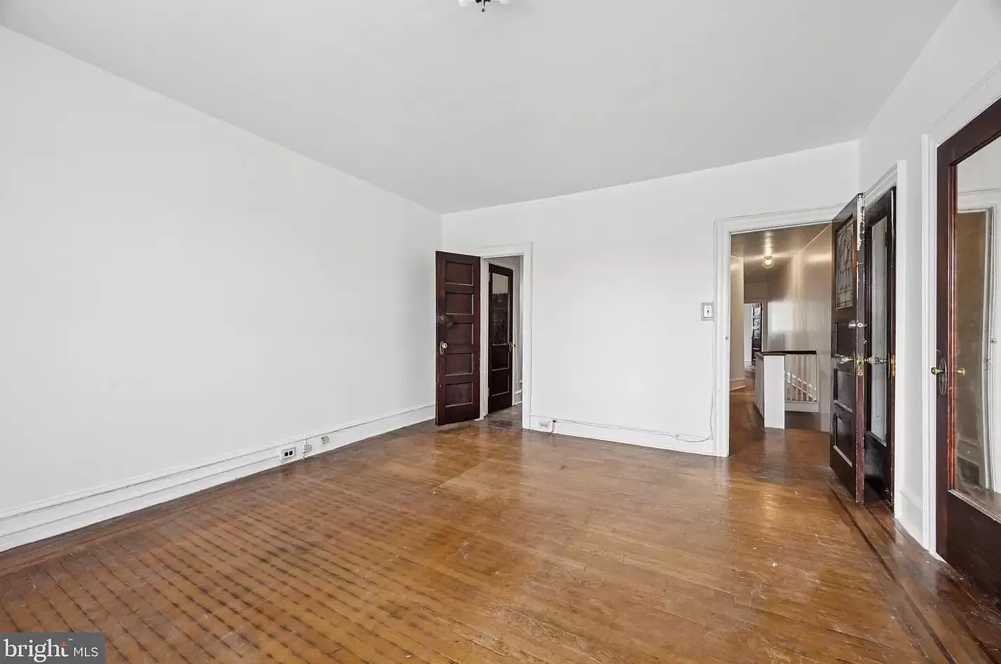 4 bed, 1.5 bath, 1664 sqft, $2,500 — Photo 1