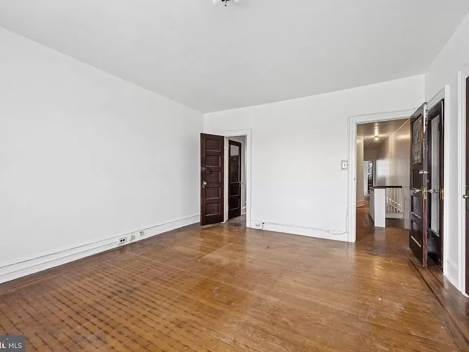 5817 Cobbs Creek Pkwy
