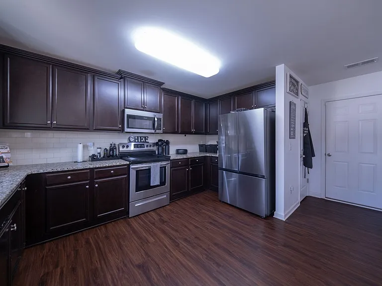 6704 Olivia Way — Photo 9