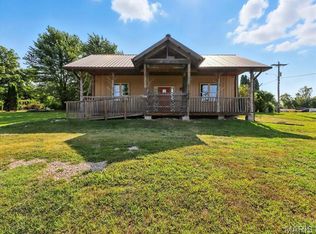 401 N Busch Ave #M, Mountain Grove, MO 65711