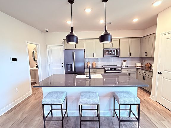 4th image of 2718 Willowoak Trl #2504