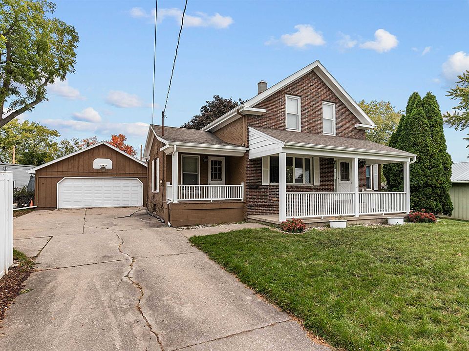 708 6th St, Menasha, WI 54952 Zillow