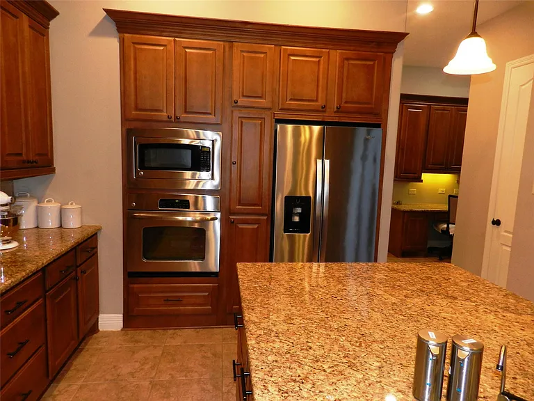 4419 Montcliff Bend Ct — Photo 18
