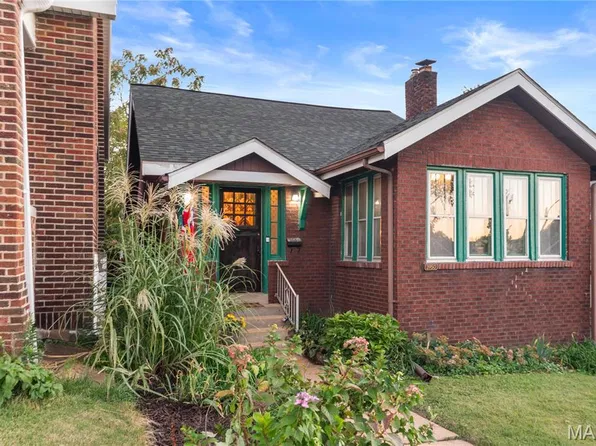 3950 Parker Ave, Saint Louis, MO 63116