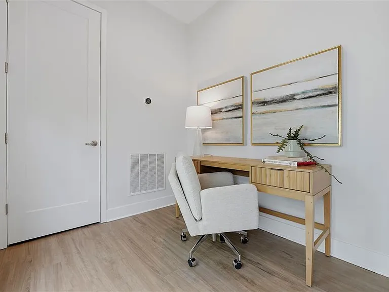 946 Highland Ave #16 — Photo 19